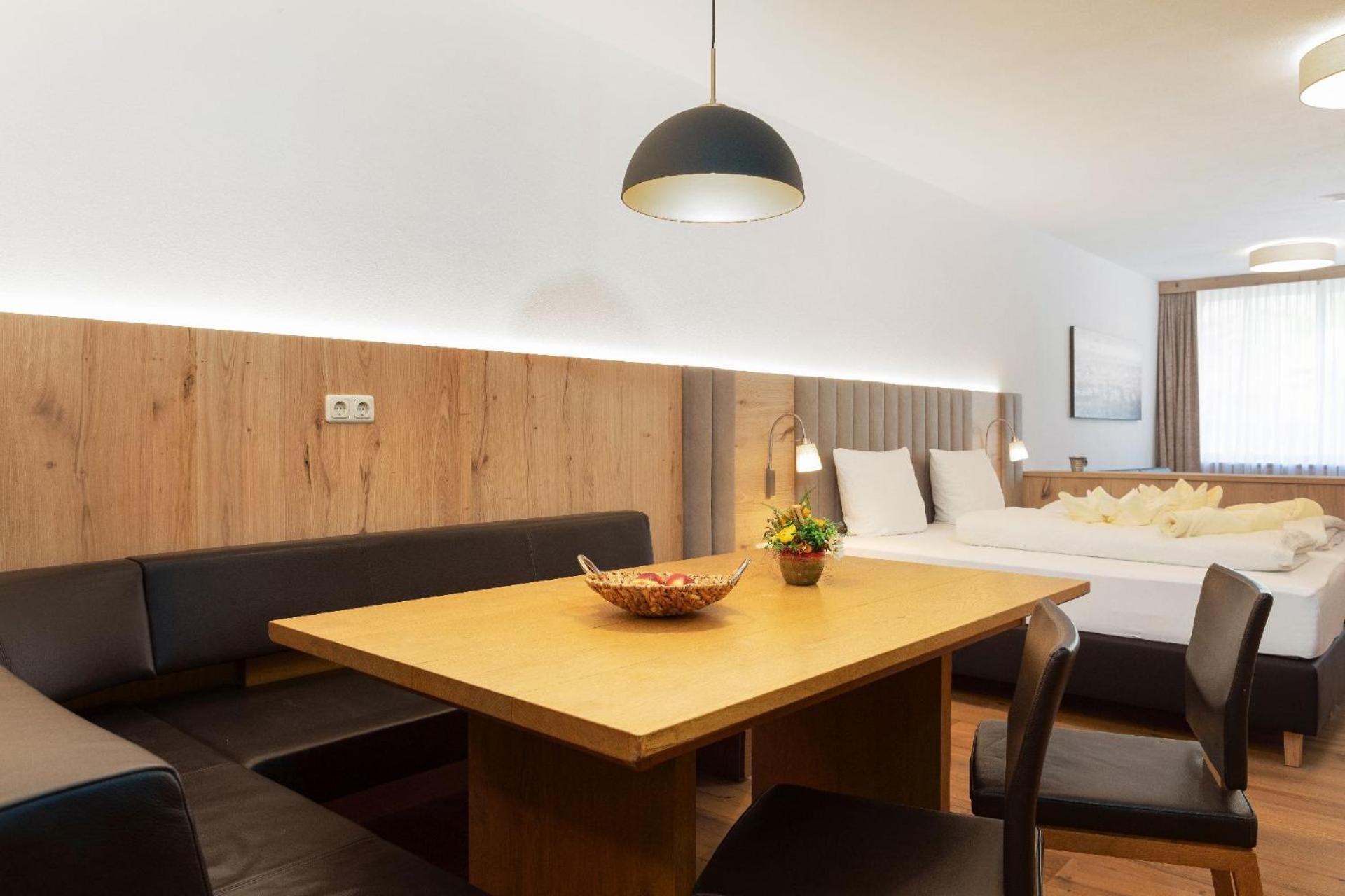 Appartement Krippenstein Mit Indoorpool Und Sauna Bad Goisern Eksteriør bilde