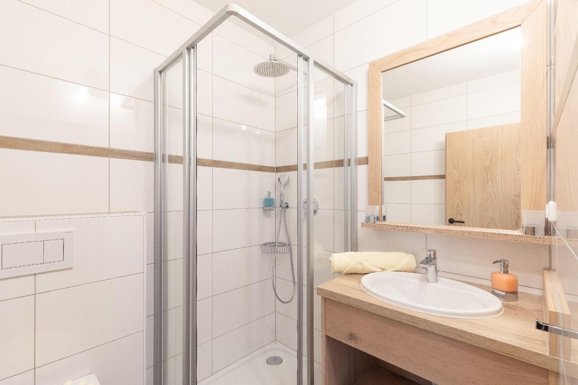 Appartement Krippenstein Mit Indoorpool Und Sauna Bad Goisern Eksteriør bilde