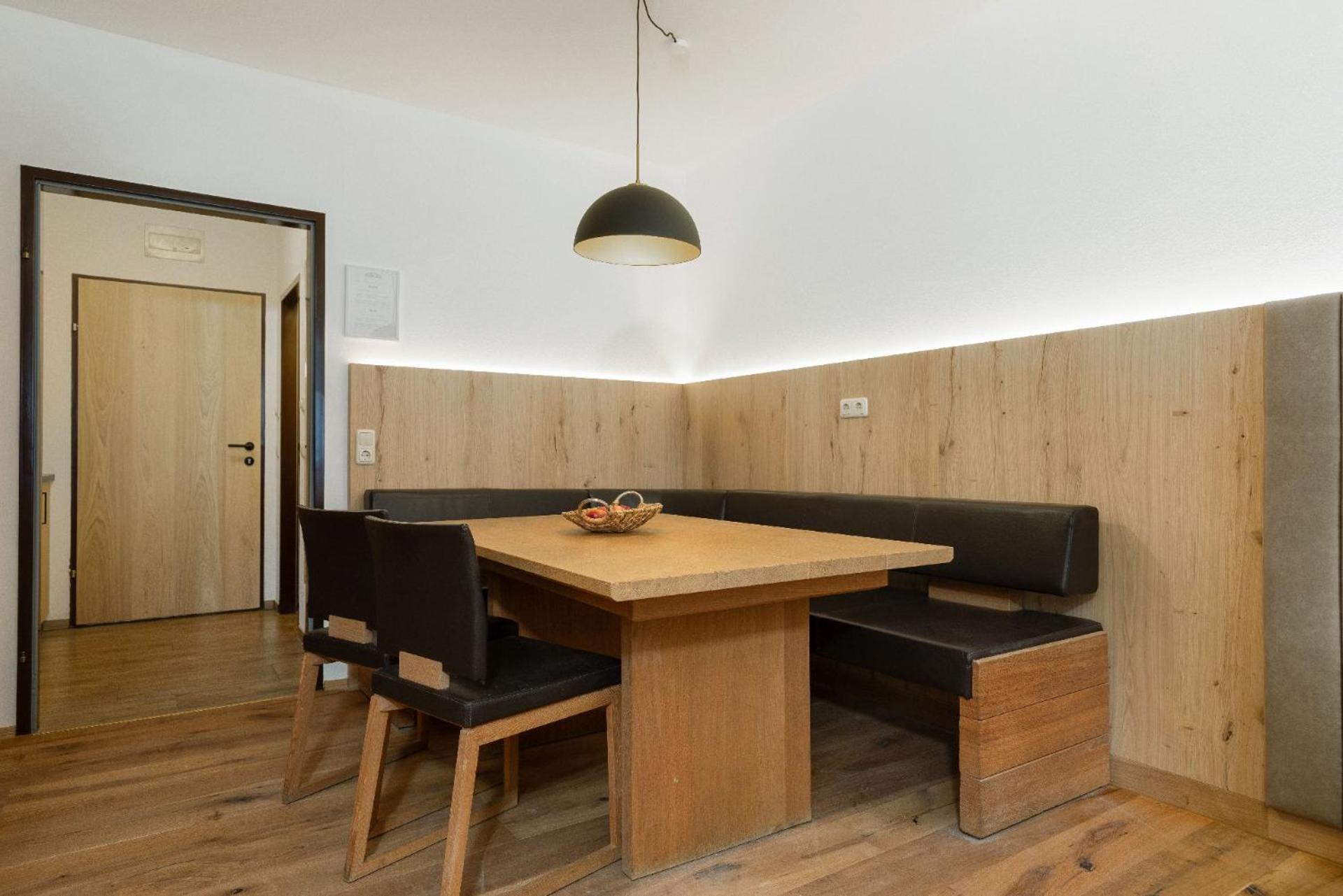 Appartement Krippenstein Mit Indoorpool Und Sauna Bad Goisern Eksteriør bilde
